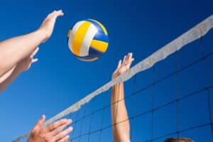 Beachvolleyball Match von AVIVA Hotelgäste