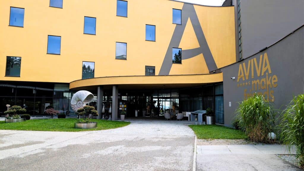 Neu gestalteter Eingangsbereich des Lifestylehotels AVIVA in St. Stefan-Afiesl.